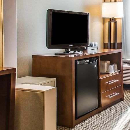 Comfort Inn Бостон Екстер'єр фото