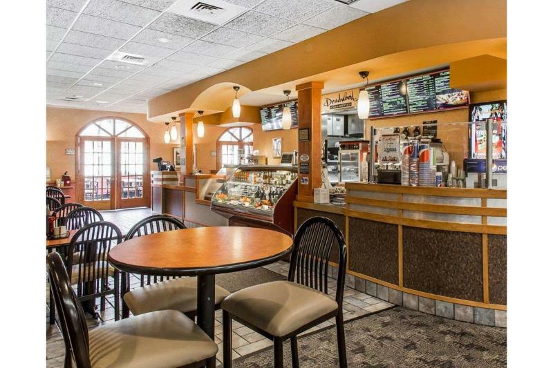 Comfort Inn Бостон Екстер'єр фото